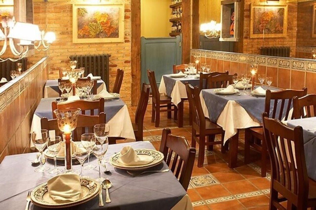 Don Pedro Hotel Aviles Exterior photo